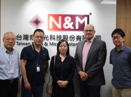 Invest Ottawa拜訪奈微光 共探矽光子感測產業合作契機